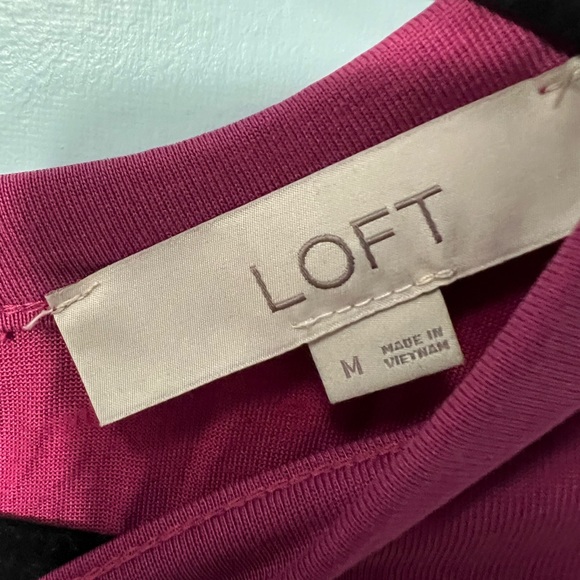 Loft Maroon Long Sleeve Open Back Pull Over Top Size Medium - Picture 3 of 4